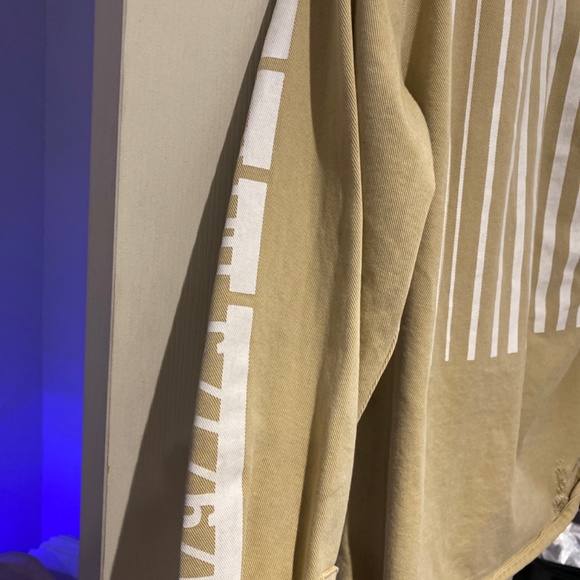 beige jean jacket - Picture 2 of 3